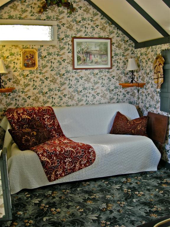 נורת' בנד The Old Tower House Bed & Breakfast חדר תמונה